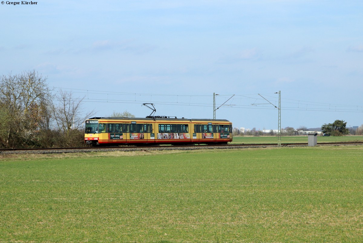 TW 820 mit seiner Experimenta Werbung als S4 nach Achern bei Forchheim, 17.03.2014.