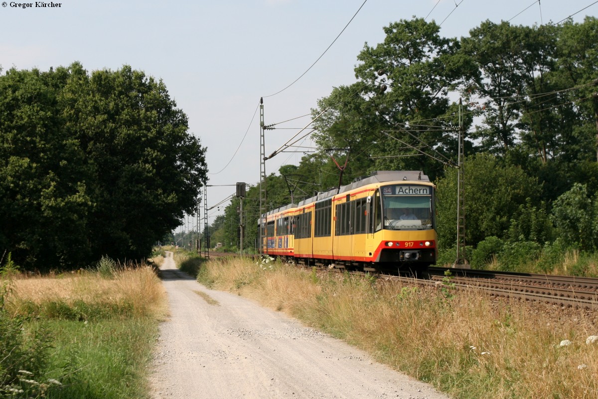TW 917 und 832 bei Rastatt Niederbühl kurz vor dem Abzweig Rastatt Süd, 18.07.2013.