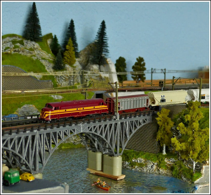 CFL 1601 auf der Schwebebr�cke in Blonay. 27.05.2012 (Hans)