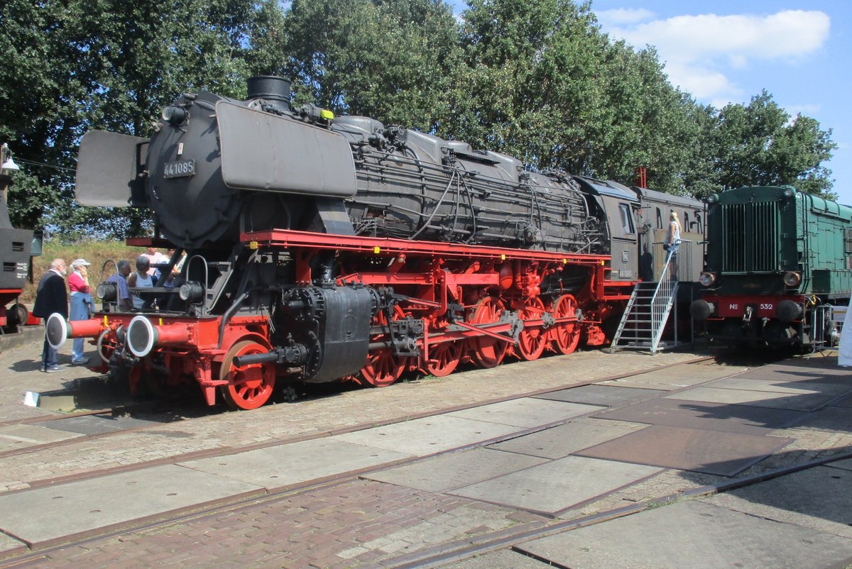 Am 1 September 2018 steht VSM 44 1085 ins Bw Beekbergen.
