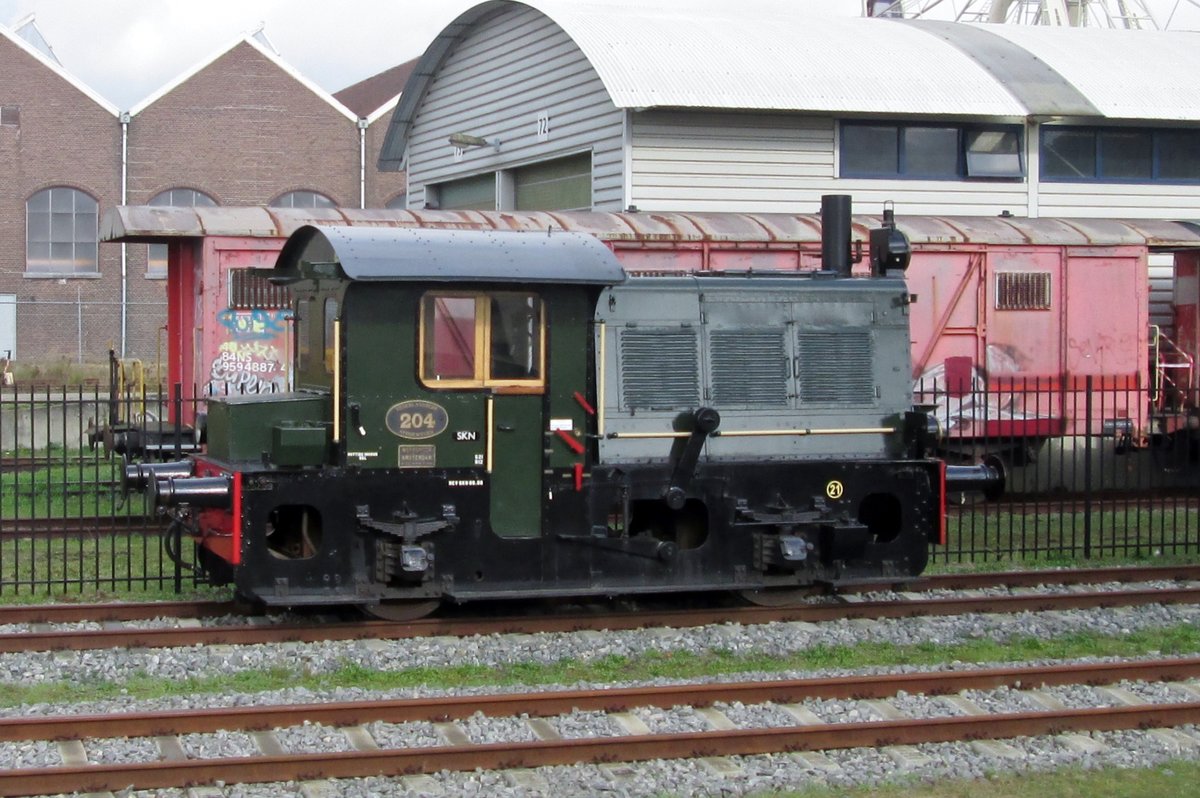 Am 17 Oktober 2014 steht NS 204 in Amersfoort.