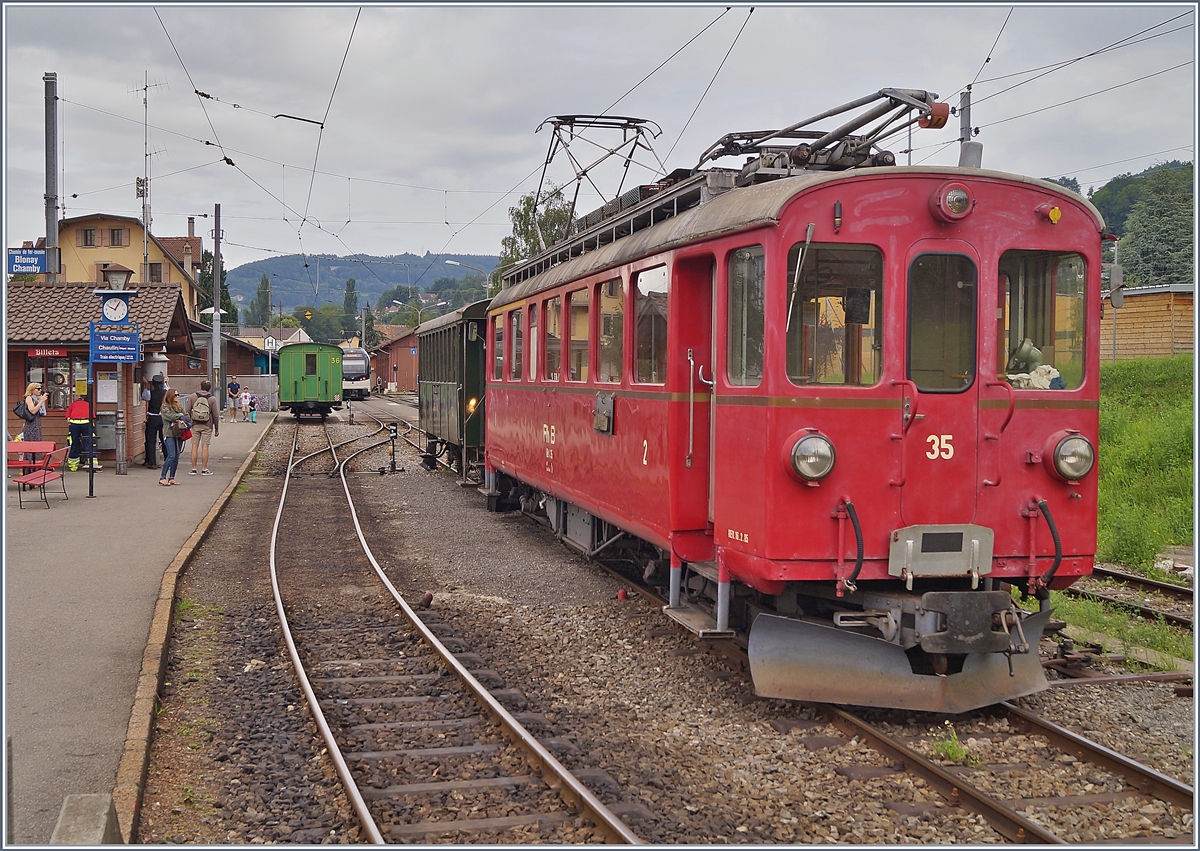 Der Blonay-Chamby RhB ABe 4/4 N� 35 beim Rangieren in Blonay.
17. Juni 2018