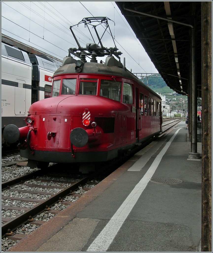Der OeBB RBe 2/4 202 passte in Vevey nur knapp aufs Bild.
16. August 2015
