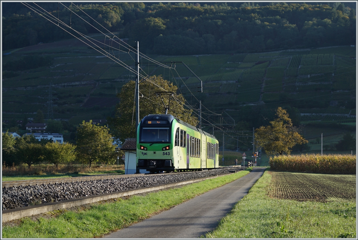Der TPC Beh 2/6 543  La Cath�drale  auf dem Weg nach Aigle kurz vor Villy. 

11. Oktober 2021