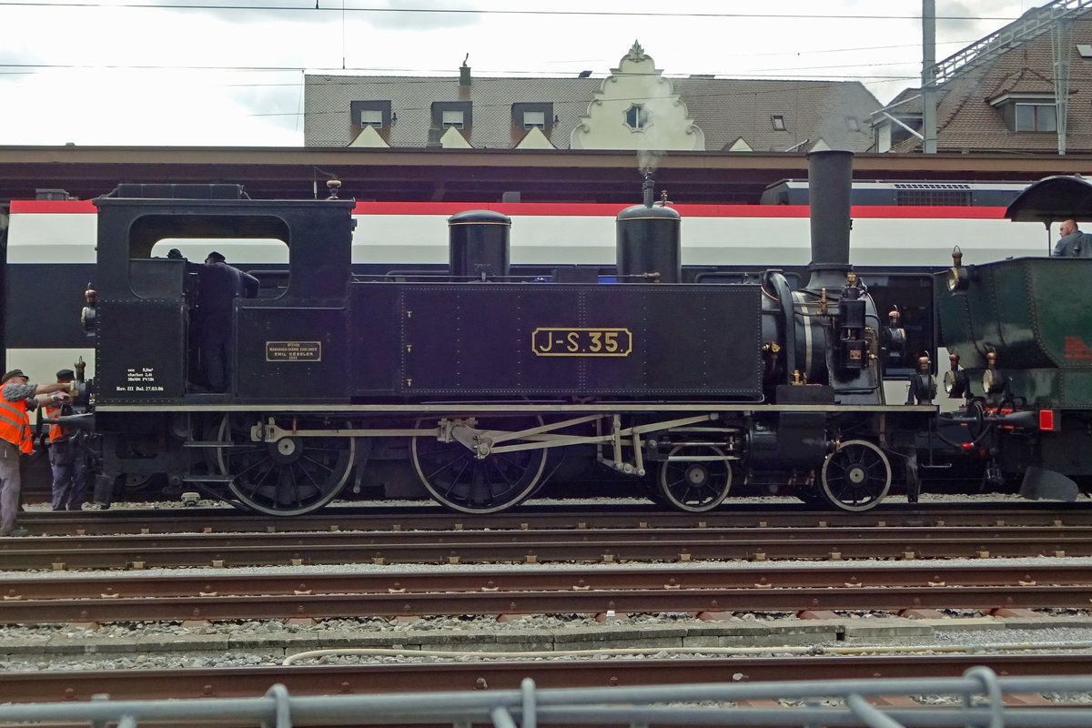 JS-35 steht am 25 Mai 2019  in Brugg AG.