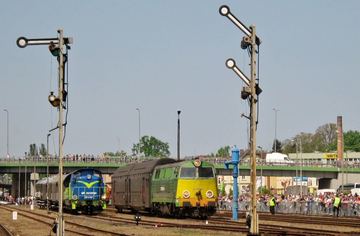 Mit ein RB steht SU45-245 am 30 April 2011 in Wolsztyn.