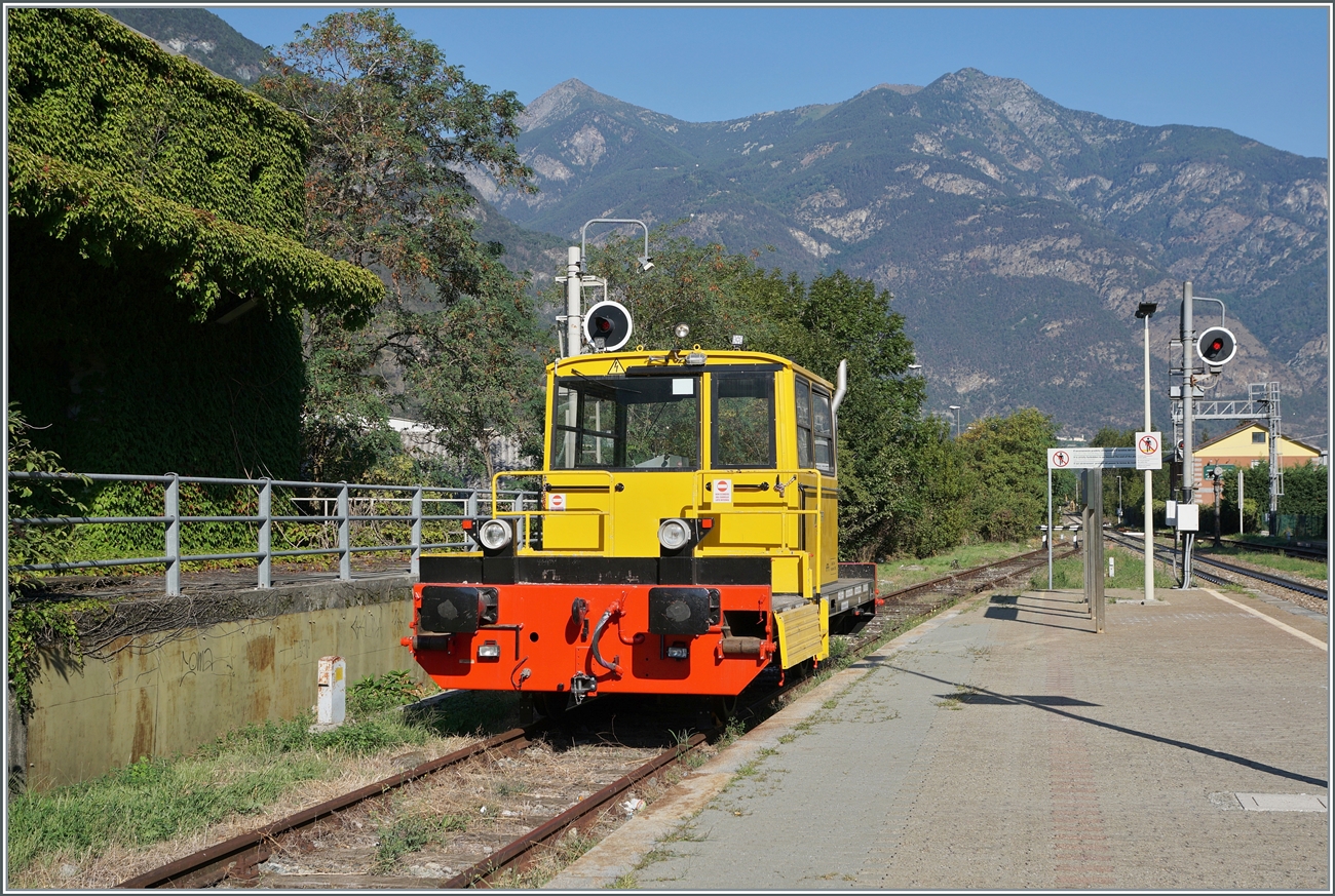 In Verres im Aosta-Tal steht ein RIF  Traktor  und wartet auf seinen nächsten Einsatz.

11. Sept. 2023