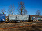 Vierachsiger Drehgestell-Flachwagen mit Teleskophauben f�r Coiltransporte 31 85 4777 200-0 CH-ZSSKC, der Gattung Shimmns, des slowakischen Wagonvermieters AXBENET s.r.o.
