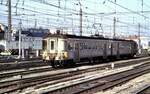 SNCB Elektrotriebwagen Typ 56 BUDD Nr.145 Baujahr 1956, L�P 45,280m in Br�ssel-Midi am 09.03.1996.