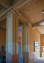 In der Empfangshalle vom Bahnhof Bützow.