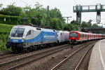 DB/MWB: Die 182 911-8 der Mittelweserbahn anlässlich einer seltenen Begegnung vom 9.