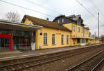   Der Bahnhof Idstein (Taunus) von der Gleisseite am 13.01.2018.