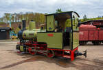 Die O&K Feldbahn-Dampflok FGF Lok 3  Monika  vom Feld- und Grubenbahnmuseum Fortuna am 16.04.2011 in Solms-Oberbiel. 

Die Lok wurde 1913 von Orenstein & Koppel- Arthur Koppel Akt.-Ges. im Werk Berlin-Drewitz (später LKM - Lokomotivbau Karl Marx, Babelsberg) unter der Fabriknummer 6625 gebaut.  Über den einen Zwischenhändler ging sie an die Straßenbau AG (kurz: STRABAG). Später gelangte die Lok an die Kelheimer Zellstoffwerk in Kelheim (Donau), wo sie bis in die 1960er Jahre eingesetzt war. Ein Privatmann in Passau erwarb die Lokomotive 1970 von einem Schrotthändler und stellte sie in seinem Garten auf. Die Witwe des vormaligen Besitzers schenkte die Lok dem Förderverein Fortuna. Nach langer Abstellzeit erfolgte 2006 zunächst die äußerliche Aufarbeitung. Durch einen glücklichen Umstand konnte Ende 2007 ein funktionsfähiger Ersatzkessel erworben werden und die Lok konnte wieder betriebsfähig aufgearbeitet werden. Im September 2009 erfolgte die Inbetriebnahme. 

TECHNISCHE DATEN:
Hersteller:  O&K, Berlin
Spurweite: 600 mm
Achsformel: B (Gattung Bn2t)
Länge über Puffer:  5.400 mm
Achsstand: 1.400 mm
Leistung: 50 PS´
Höchstgeschwindigkeit: 18 km/
Zugkraft am Haken: 1.370 kg (13,7 kN)
Lokgewicht:  9,0 t
Kohlevorrat: 0,5 t
Wasservorrat: 0,7 t (700 Liter)
Heizfläche: 14,46 m³
Steuerung: Heusinger
