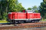   Die 212 036-8 (92 80 1212 036-8 D-DB) der DB Fahrwegdienste GmbH (gehört zur DB Netz AG), ex DB V 100 2036, ist am 01.07.2015 beim Bahnhof Marktredwitz abgestellt.