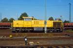   Aus dem Zug heraus konnte ich am 27.08.2014 in Gießen die XR 01 (92 80 1275 846-4 D-XR) der SPITZKE RIEBEL GLEISLOGISTIK GmbH aus Buchloe (ex V 200 001 der Xaver Riebel Gleisbau) fotografieren.