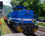 Die SPITZKE G 1206-SR-01 / 275 846-4 (92 80 1275 846-4 D-SLG) der SPITZKE SE (Großbeeren), ex XR 01 der SPITZKE RIEBEL GLEISLOGISTIK, ex V 200 001 der Xaver Riebel Gleisbau, fährt am 17 Juli