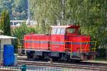   Die Lok 2 der Outokumpu Nirosta GmbH, Werk Dillenburg, vormals KTN 82 (Krupp Thyssen Nirosta, sp�ter Thyssen Krupp Nirosta Lok 82), eine MaK DE 50, abgestellt am 20.09.2015 in Dillenburg.