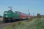 TRI 145 041 schiebt der RE nach Bremen Hbf durch St.H�lfe, 23 April 2026.