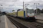 Am 21 September 2025 schiebt Metronom 146-03 der RE nach Hamburg aus Celle aus.