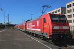 Am 19 September 2025 schiebt DB 146 208 ein RE nach Stuttgart Hbf aus Göppingen.