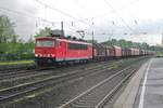 Am 8 April 2014 durchfahrt 155 112 Oberhausen Osterfeld S�d.