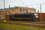Die an die DB Cargo vermietete MRCE Dispolok 187 108-6 (91 80 6187 108-6 D-DISPO) ist am 14 M�rz 2024 beim Bahnhof Lingen (Ems) abgestellt.