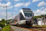   Der ET 23 2107 (94 80 0427 106-0 D-ABRN / 94 80 0827 106-6 D-ABRN / 94 80 0427 606-9 D-ABRN), ex ET 23007, ein 3-teiliger Stadler FLIRT der Abellio Rail NRW GmbH fährt am 01.08.2015, als RE 16