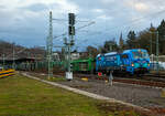 Die Siemens Vectron AC - 193 813-3 „Frankfurt am Main“ (91 80 6193 813-3 D-Rpool) der Railpool GmbH (M�nchen), seit 2022 mit Ganzreklame der DB Netze „Ihr Ziel ist unser Weg“