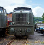 Frontal die dreiachsige dieselhydraulische Henschel DH 360 ehem.