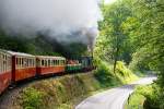   Die 1000 mm BBn4vt Malletdampflok 11sm (sm = schwere Mallet) der Brohltalbahn geht es am 24.05.2015 von Bohl-Lützing/Rhein (BE) durchs Bohltal bis Oberzissen.