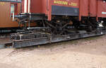 Detailbild von dem 2-achsiger normalspuriger kurzer preußischer Klappdeckelwagen, der Königlich Preußischen Eisenbahn-Verwaltung (KPEV) Magdeburg Km 20007, (Güterwagen der