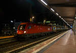 Am späten Abend um 22:00 Uhr kamen wir in Siegburg an und hatten so 45 Minuten bis unser RE 9, für das letzte Teilstück, kam.