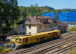   Die Plasser & Theurer Universalstopfmaschine 08-475 Unimat 4S, Schweres Nebenfahrzeug Nr.