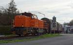 Die Lok 46 der KSW (Kreisbahn Siegen-Wittgenstein), eine Vossloh G 1700 BB, zieht ihren G�terzug in Richtung Neunkirchen-Salchendorf.