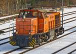   Die Lok 42 (277 902-3) der KSW (Kreisbahn Siegen-Wittgenstein) eine MaK 1700 BB rangiert am 14.03.2014 auf dem KSW-Rangierbahnhof in Herdorf.