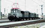 E 69 02 mit Nebenbahnzug Nr.2.3 bei der Jubiläumsparade 150 Jahre Deutsche Eisenbahn in Nürnberg am 14.09.1985.Der Zug besteht aus einem CPostl.und 2 Ci-bay 30 sowie einem Bierwagen