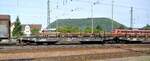 Flachwagen 31 80 4 865 851-0 RIV D-DB Samms 709 6-achsig mit gleichem Wagen gekuppelt, mit Schienentransport in Geislingen Steige am 11.09.2010.