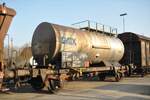 Kesselwagen Gefahrgut 80/1830 �tzende Fl�ssigkeit  23 RIV 80 D-GATXD 7475 128-6 Zces  in V�hringen am 02.03.2012.