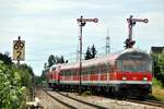 Steuerwagen Bauart Karlsruhe mit 218 161-8 als Schublok in Vöhringen am 09.07.2009,