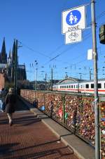 IC bei der Einfahrt in K�ln Hbf am 13.01.2013.