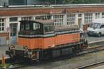 Y 8421 steht am 14 September 2004 in Lille-Flandres.