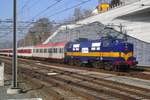 RXP,ex-ACTS 1251 schiebt ein Nachtzug aus Arnhem Centraal aus am 4 M�rz 2018.