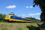 NS 186 025 durcheilt Tilburg am 10 Juni 2017.