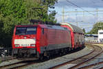 Der Daimlerzug durchfahrt am 15 Jul;i 2019 Hengelo mit 189 072 an der Spitze.