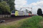 RFO 189 2303 zieht ein KLV durch Hulten am 9 Juli 2021.