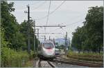 Der SBB RABe 503 018 verlässt als EC 193 von Zürich nach München den Bahnhof Bregenz.