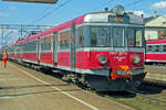 EN57-087 steht am 29 April 2016 in Leszno.