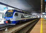   Der achtteilige Stadler Flirt 3, ED160-010 (2 150 125 -4) der PKP IC (Polskie Koleje Państwowe) am 25.08.2017 als IC 84150 nach Katowice im Hbf Posen (Poznań Gł�wny).
