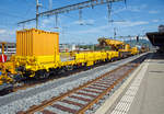 Kranzug der Vanomag AG, bestehend aus dem Schutzwagen (Gattung Res 072-6) 31 85 3936 019-4 CH-ORME, dem 100 t GOTTWALD Gleisbauschienenkran GS 80.08 T (Kran V), 99 85 9219 025-5 CH-VMG VTmaass, ex