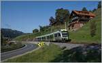 Das Emmental verfügt über wunderschöne Bauernhäuser, sie im Zusammenhang mit der Eisenbahn zu fotografieren ergibt eine ganz so einfach zu lösende Aufgabe.